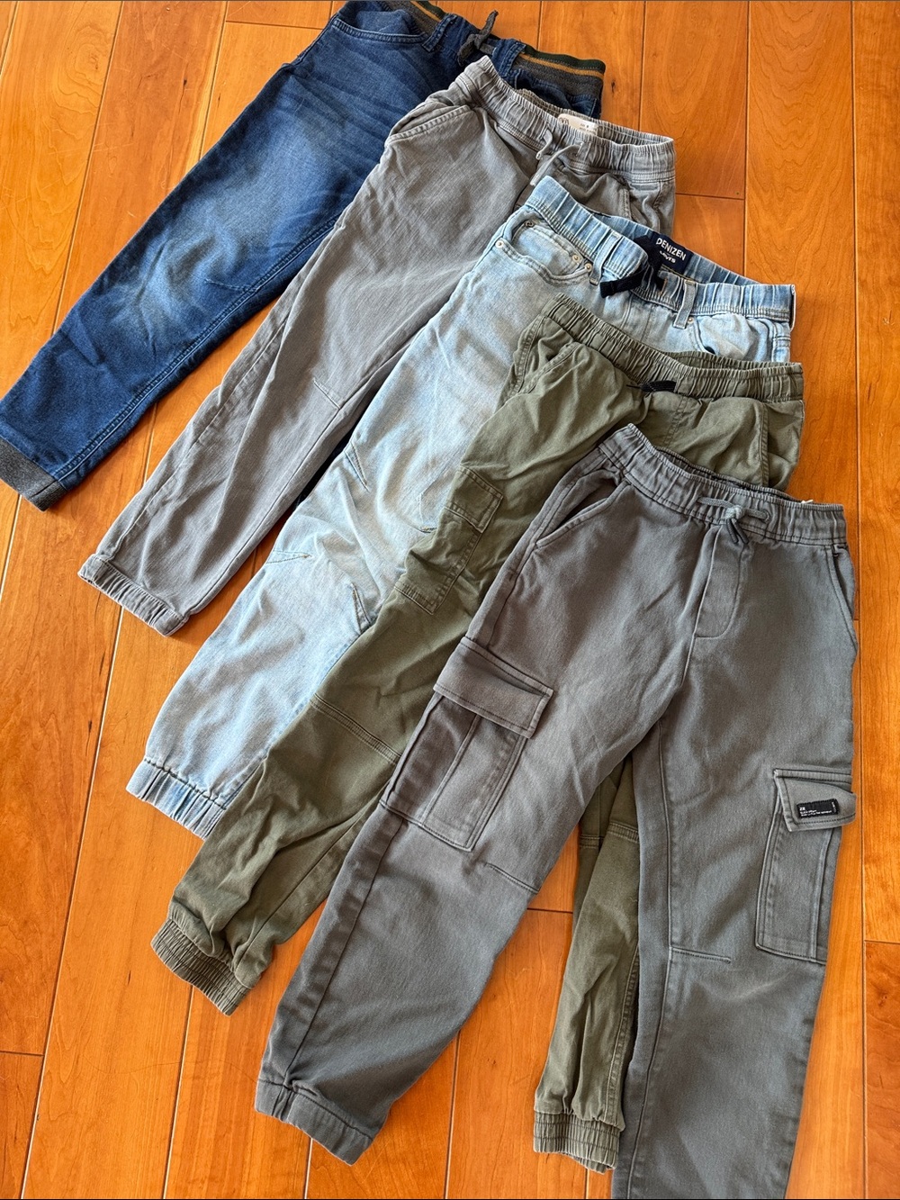 Variety Kids (5 pants) Sizes 9-12
